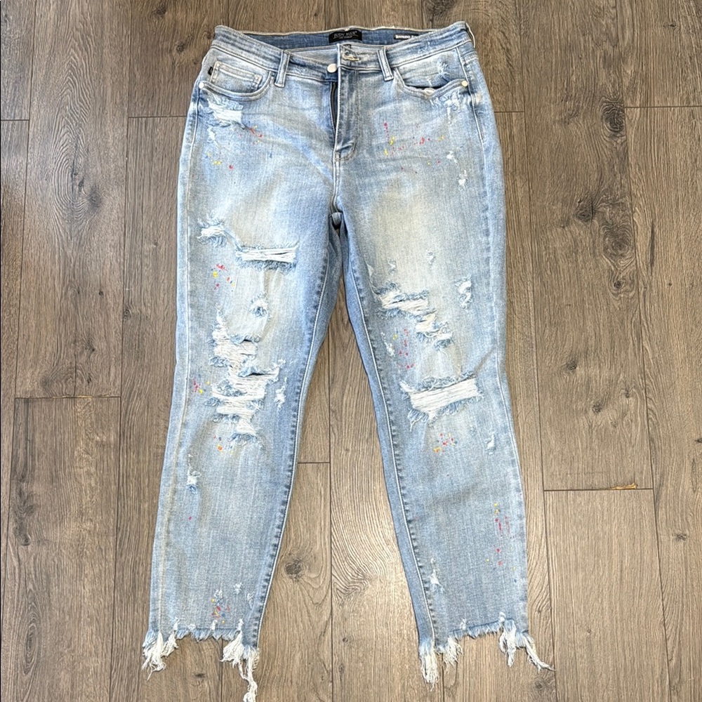Judy Blue Straight Leg Blue Jeans with Distressed Details